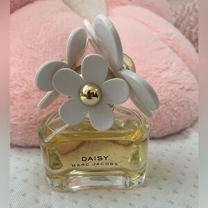 Marc Jacobs Daisy